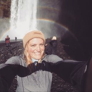 Meet your Posher, Whitney